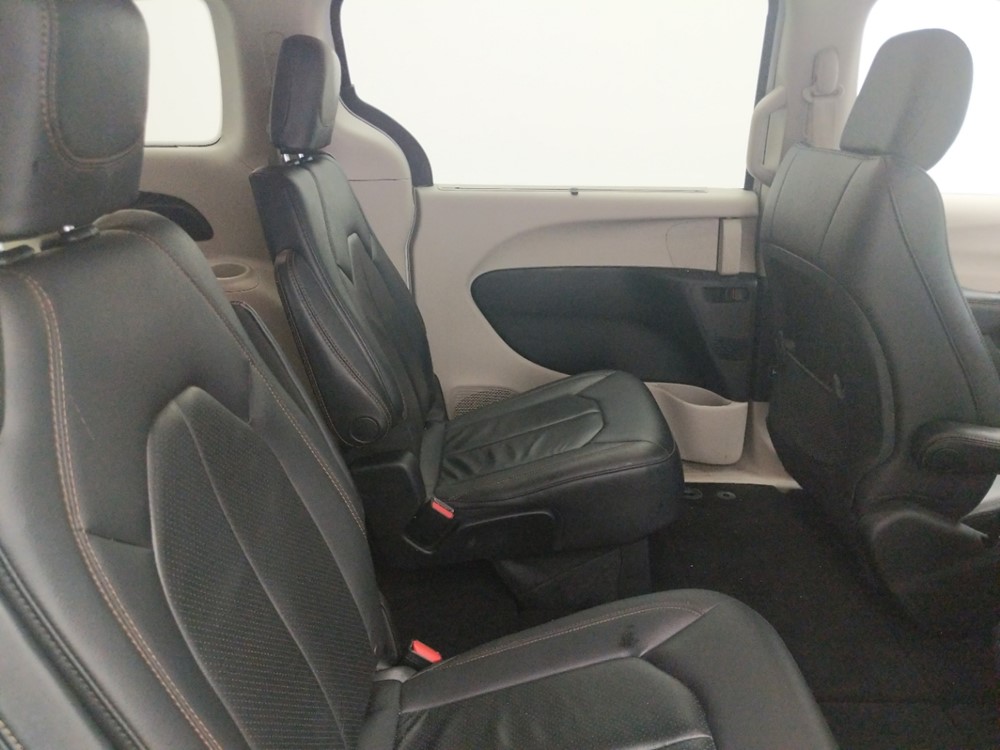 2018 Chrysler Pacifica - Passenger Rear Seat