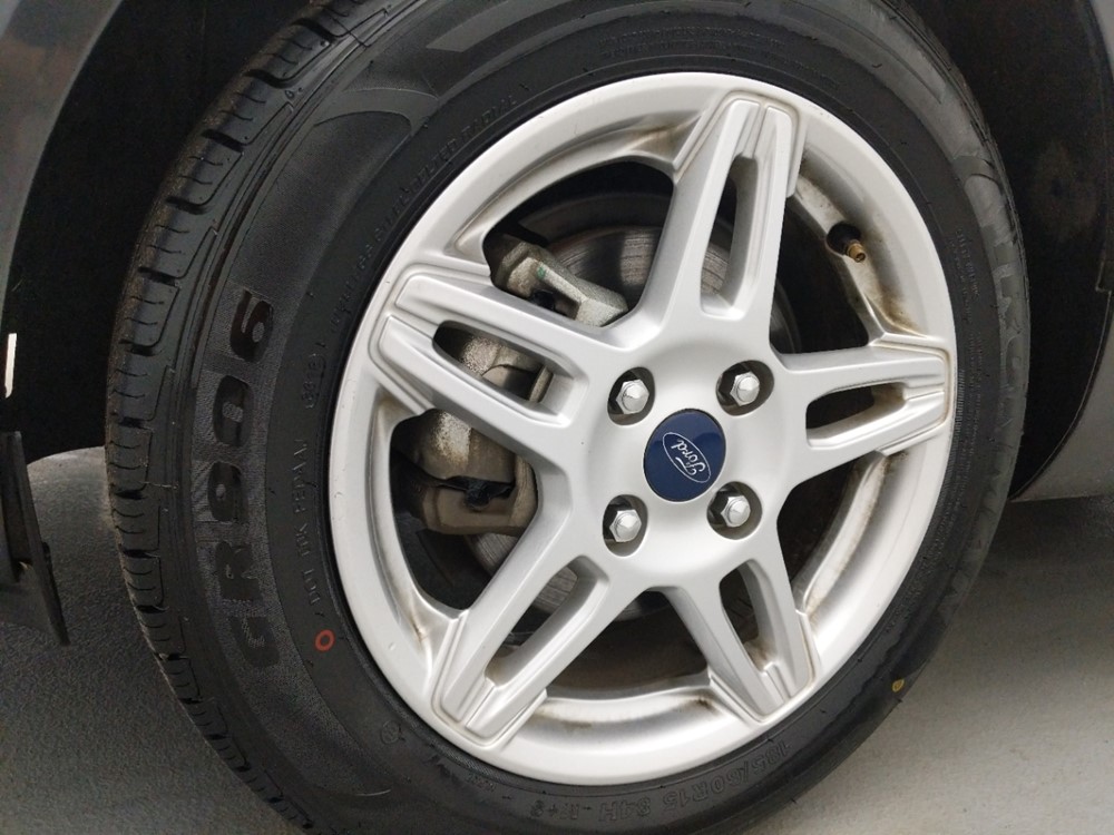 2017 Ford Fiesta - Wheel