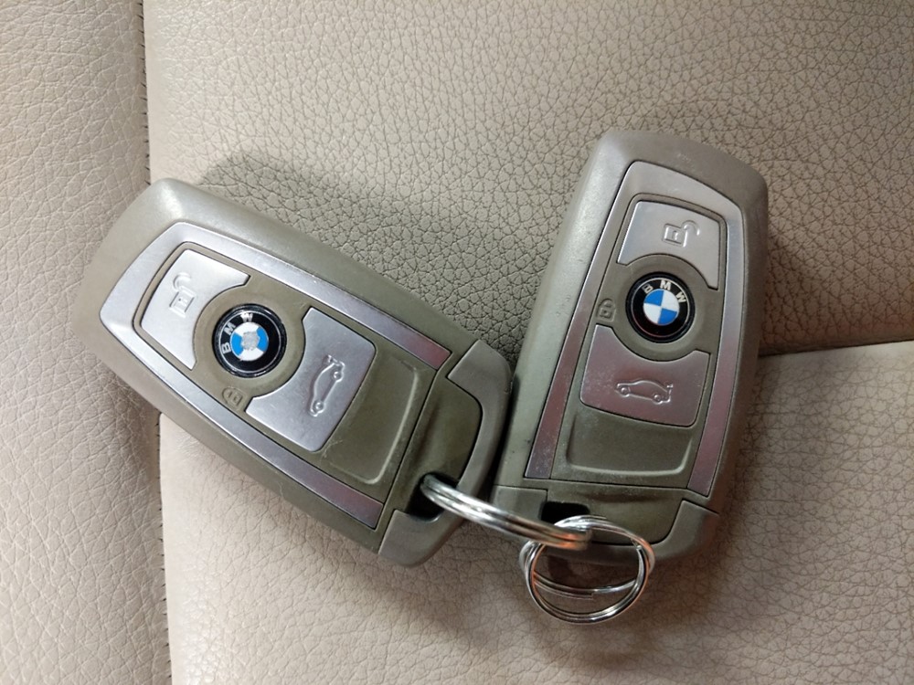 2012 BMW 328i - Keys