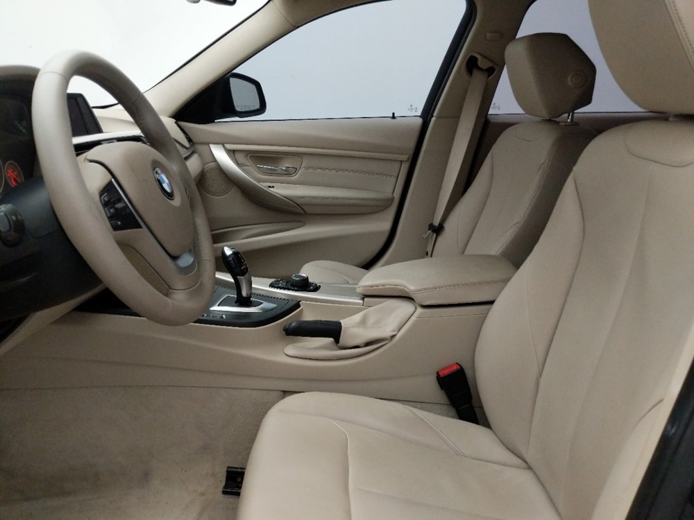 2012 BMW 328i - Driver Front Seat