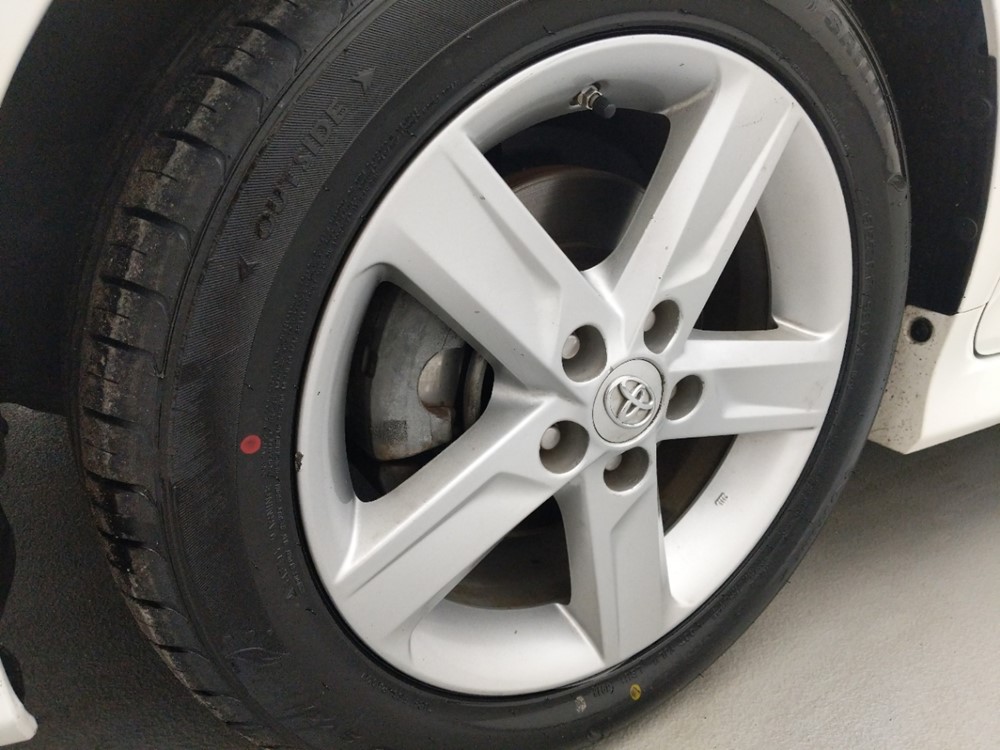 2012 Toyota Camry - Wheel