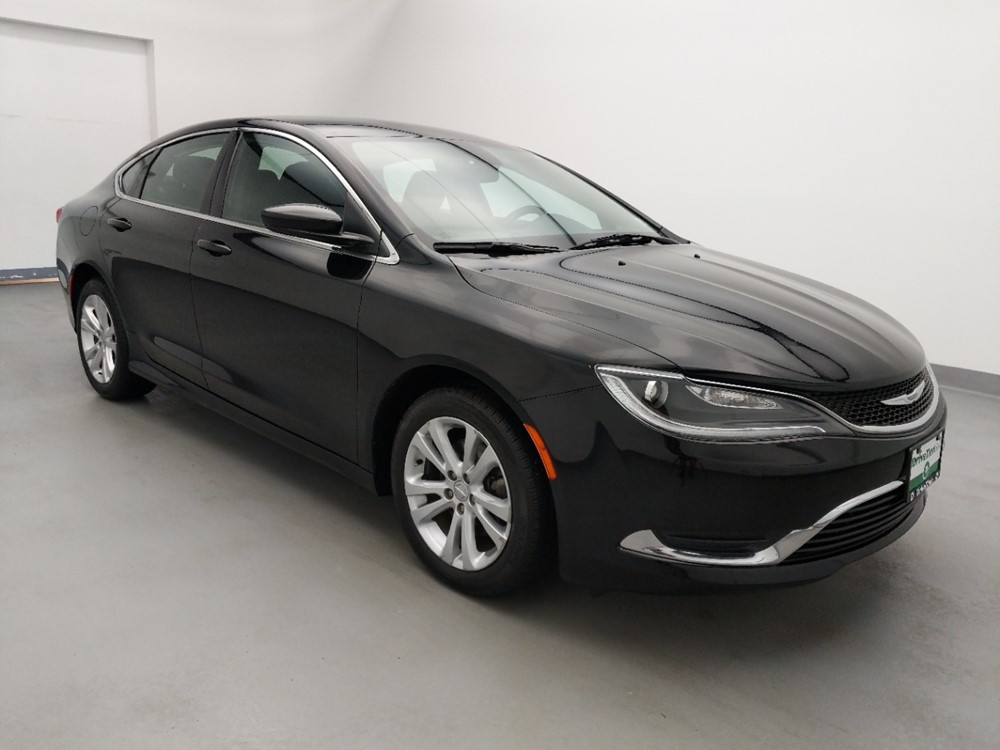 2016 Chrysler 200 - Passenger Front Side