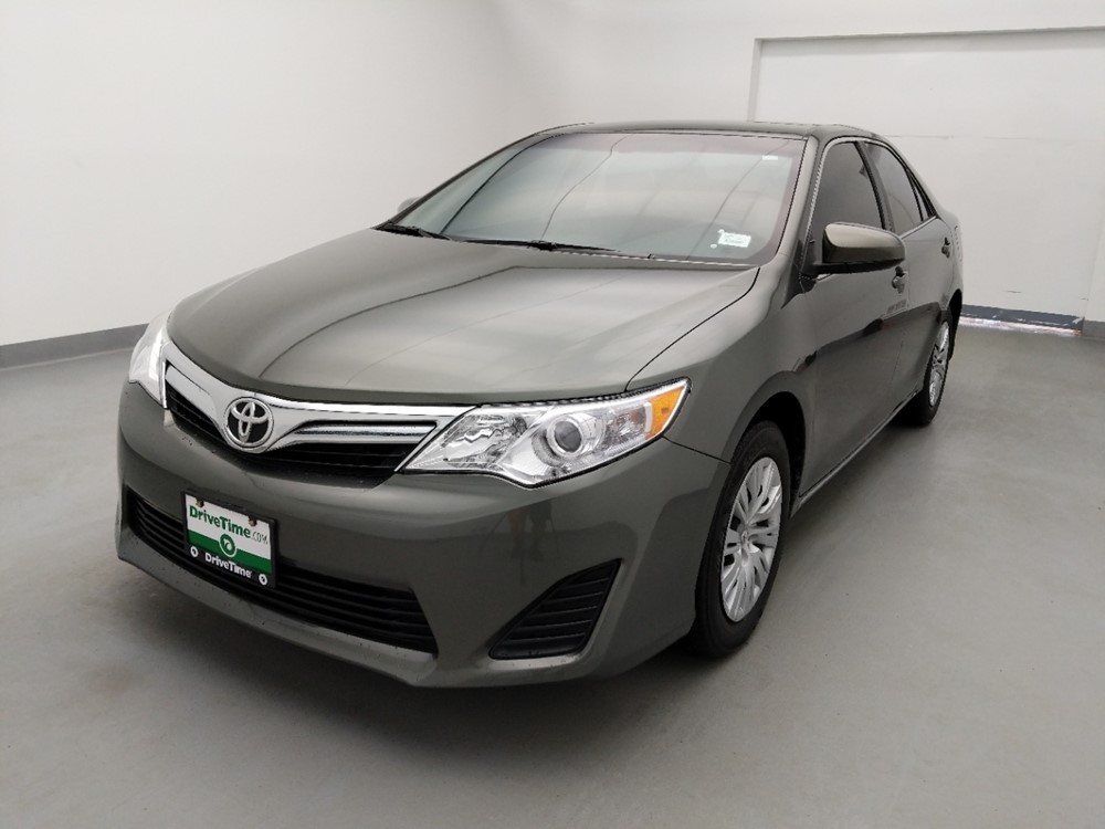 2014 Toyota Camry - Driver Front Bumper