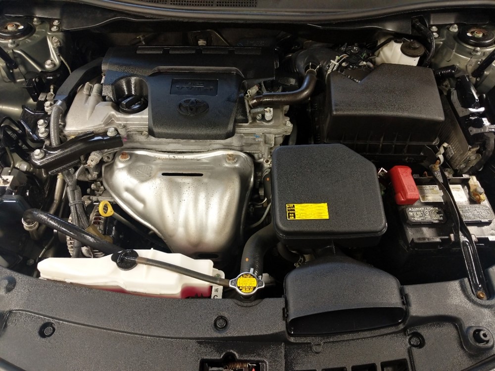 2014 Toyota Camry - Engine