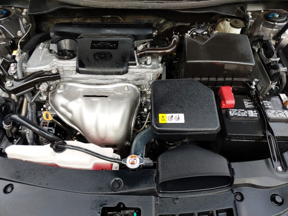 2017 Toyota Camry - Engine