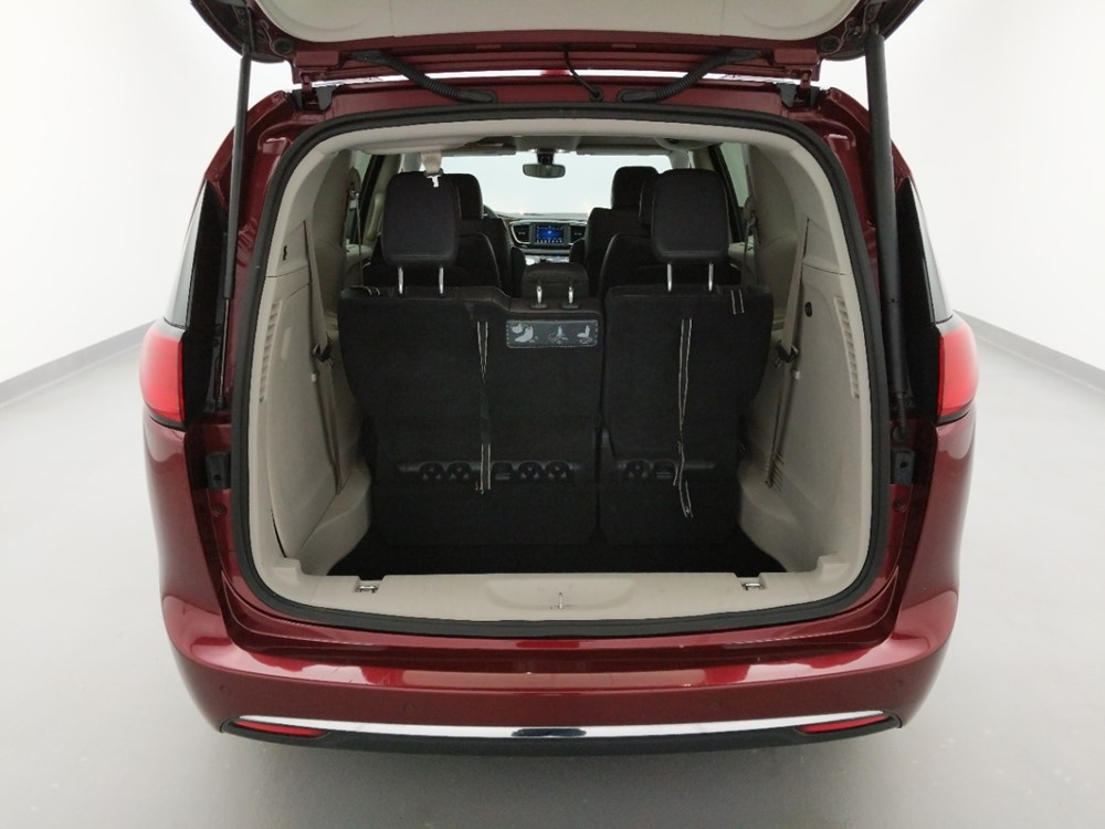 2018 Chrysler Pacifica - Trunk