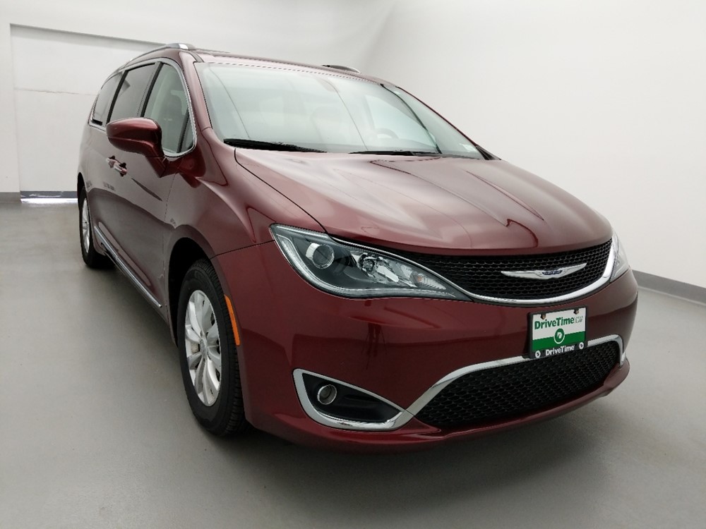 2018 Chrysler Pacifica - Passenger Front Bumper