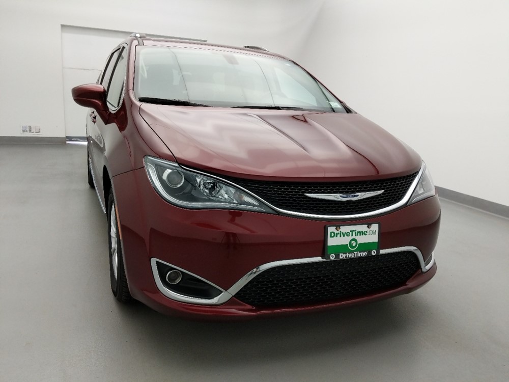 2018 Chrysler Pacifica - Passenger Front Hood