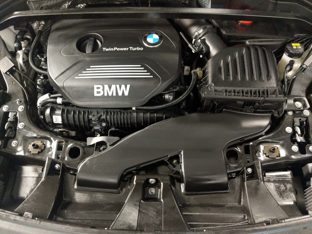 2016 BMW X1 - Engine