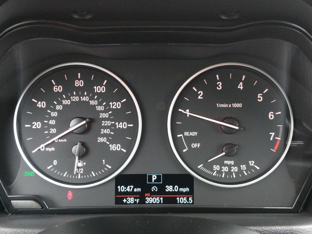 2016 BMW X1 - Odometer Close Up