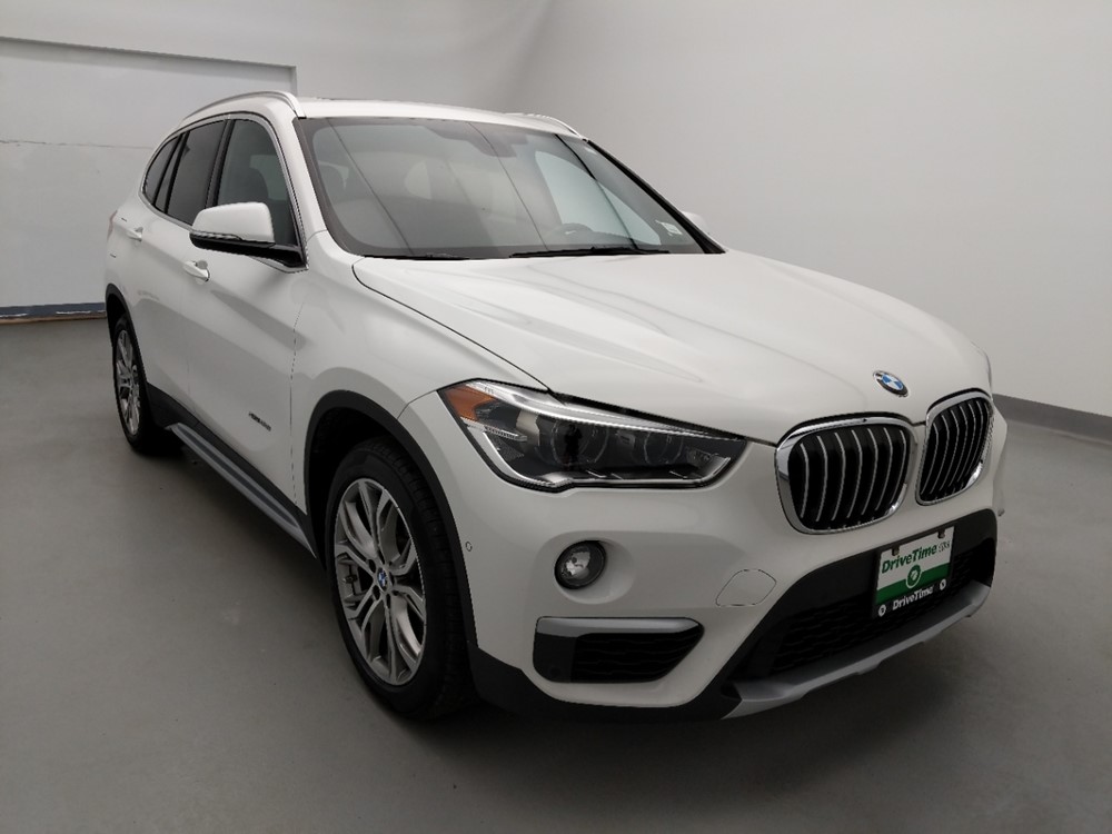 2016 BMW X1 - Passenger Front Bumper