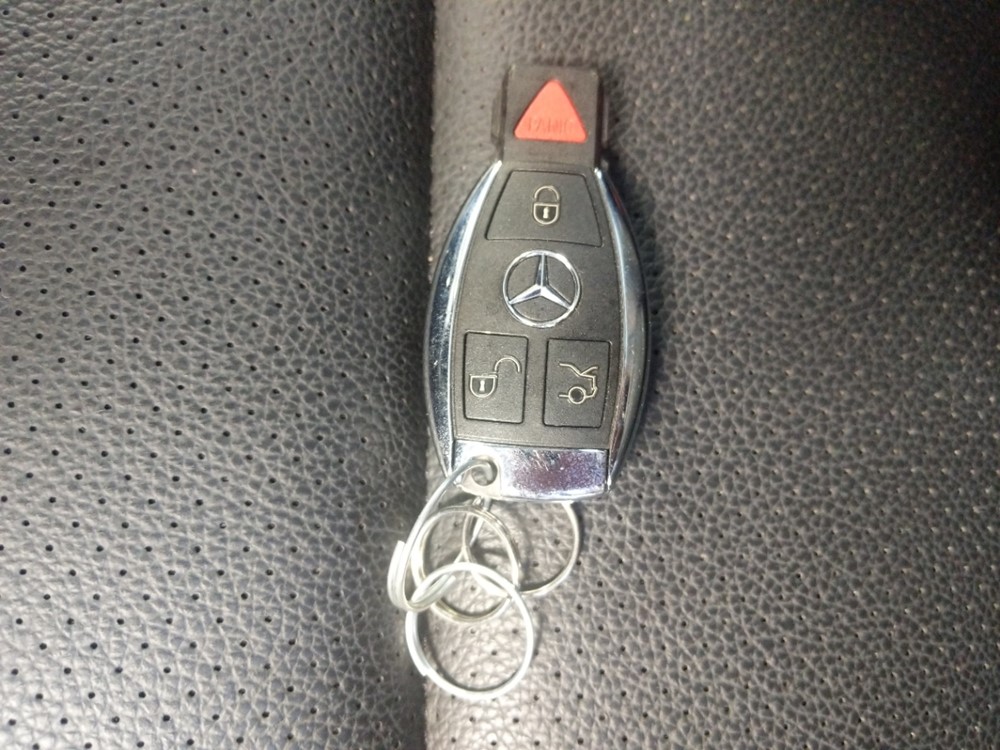 2015 Mercedes-Benz GLK350 - Keys
