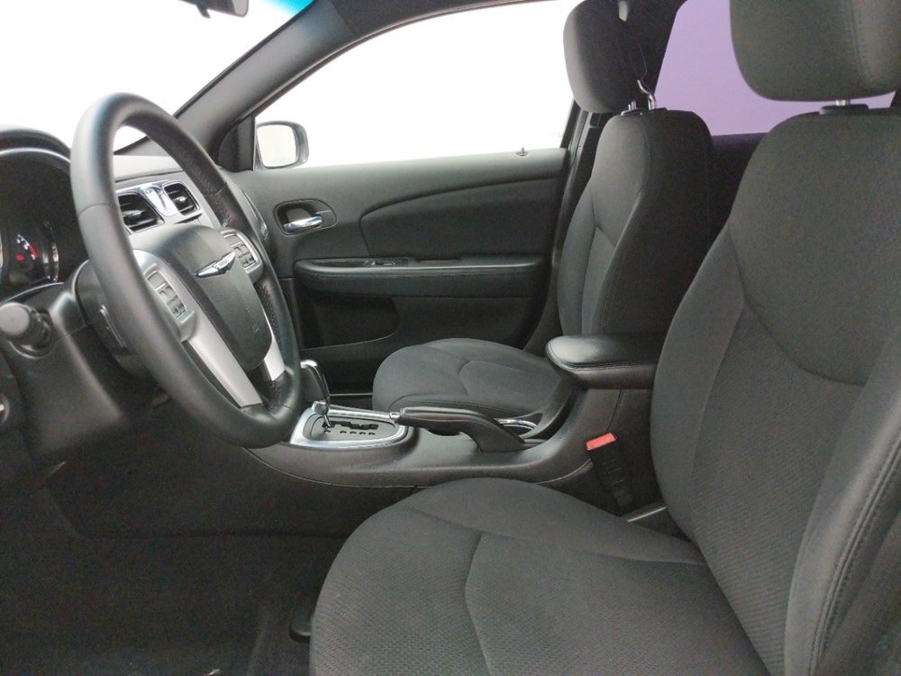 2013 Chrysler 200 - Driver Front Seat
