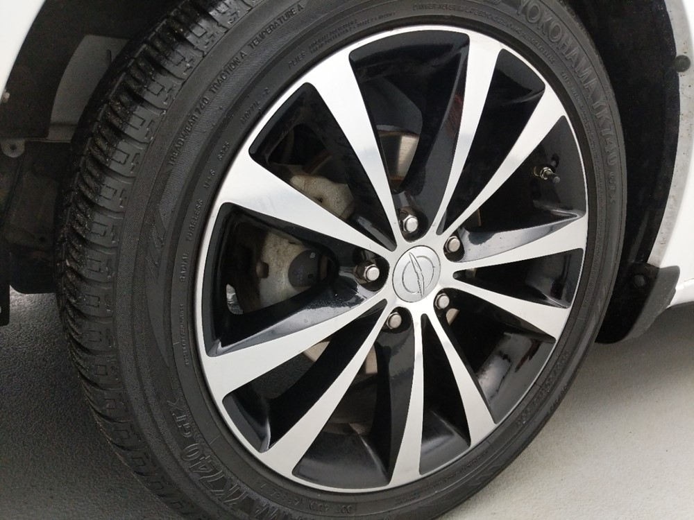 2013 Chrysler 200 - Wheel