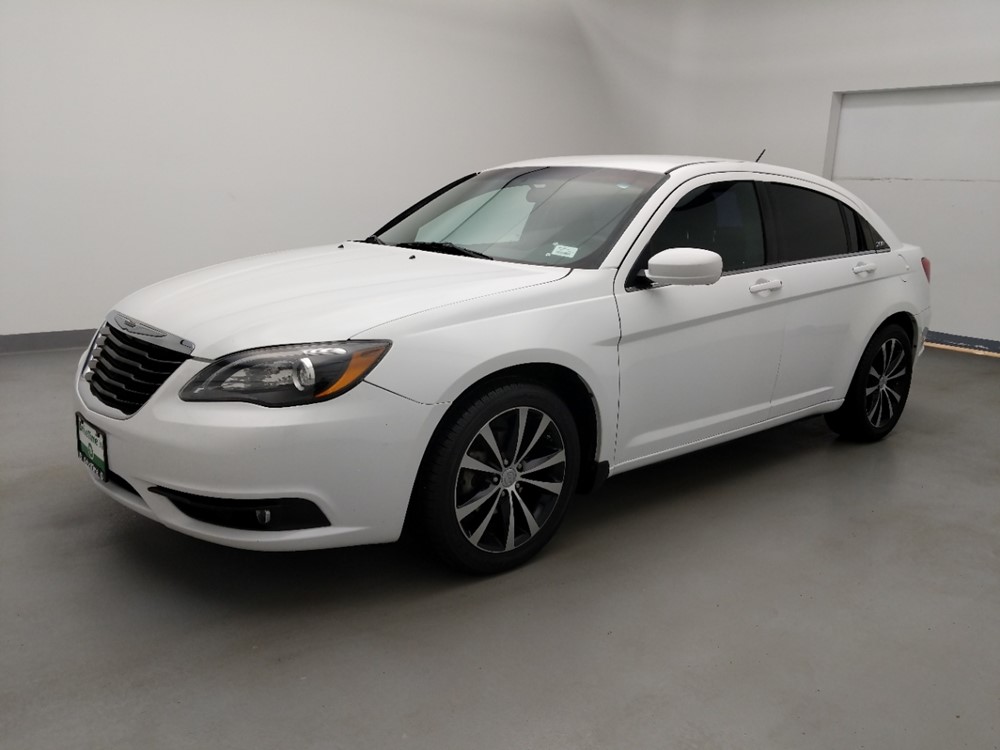 2013 Chrysler 200 - Driver Front Side