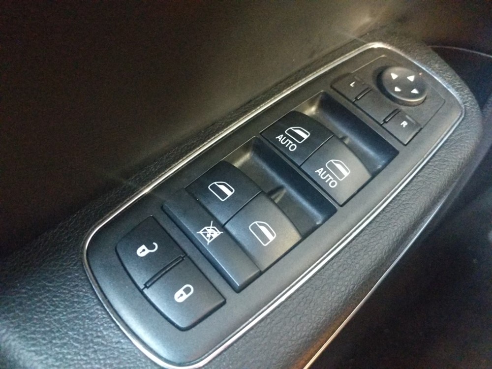 2018 Chrysler 300 - Driver Power Windows/Lock Control