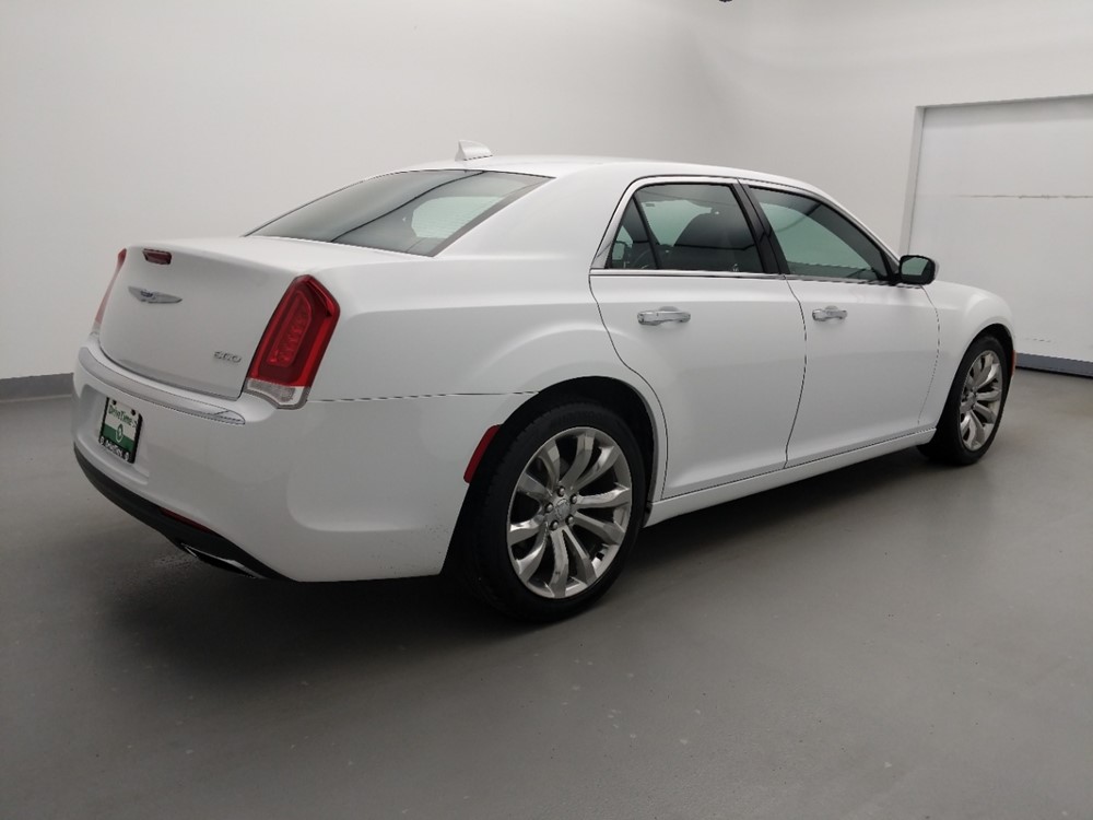 2018 Chrysler 300 - Passenger Rear Side