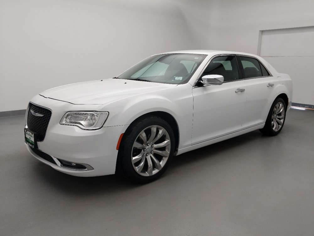 2018 Chrysler 300 - Driver Front Side