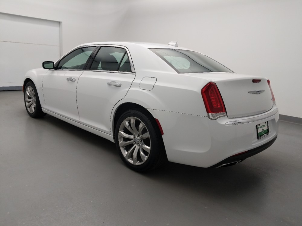 2018 Chrysler 300 - Driver Rear Side