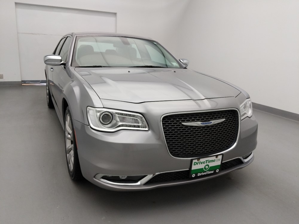 2018 Chrysler 300 - Passenger Front Hood