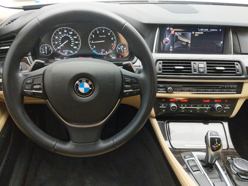 2016 BMW 528i - Driver Dash