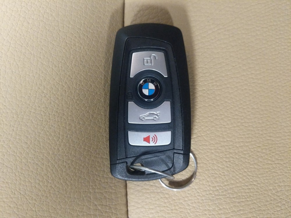 2016 BMW 528i - Keys