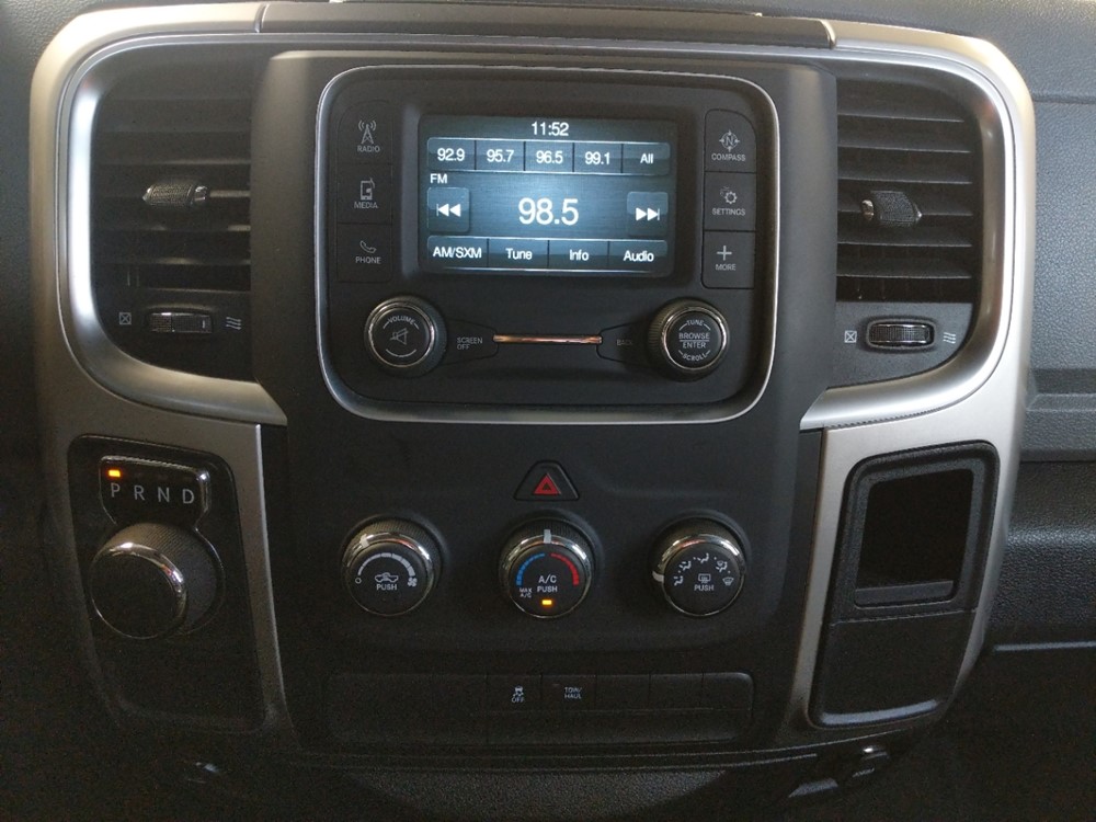 2017 Dodge Ram 1500 - Stereo Package