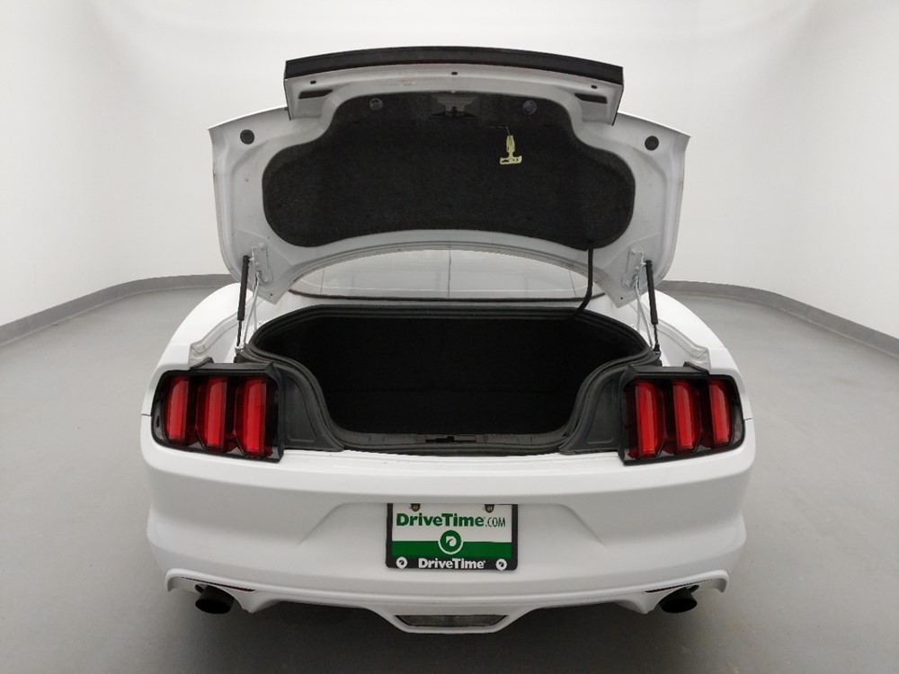 2016 Ford Mustang - Trunk