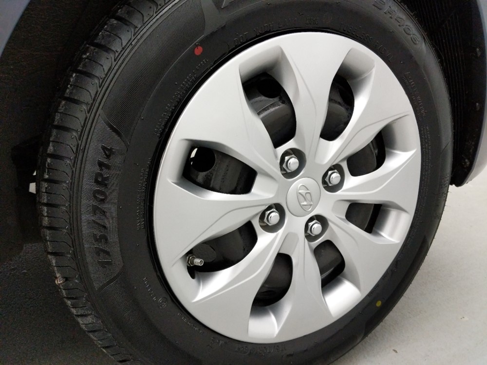 2017 Hyundai Accent - Wheel