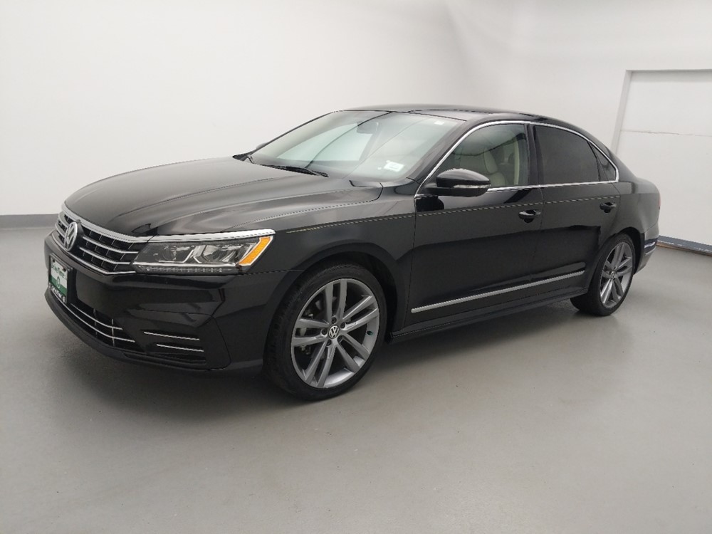 2016 Volkswagen Passat - Driver Front Side