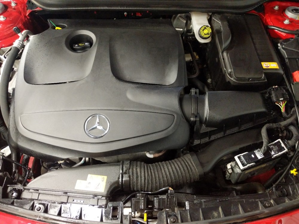 2016 Mercedes-Benz CLA250 - Engine