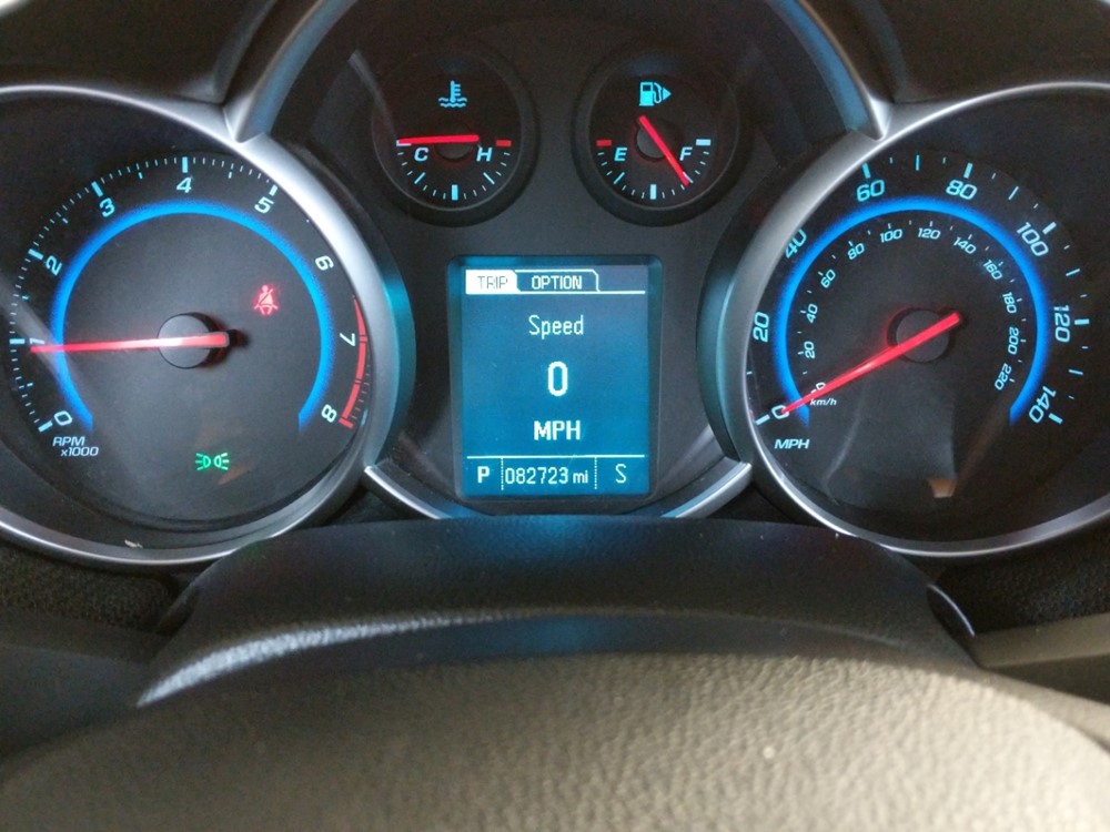 2016 Chevrolet Cruze - Odometer Close Up