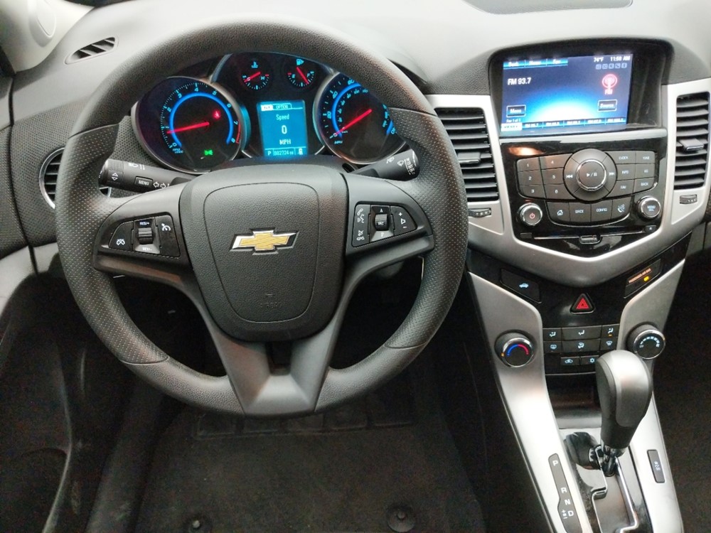 2016 Chevrolet Cruze - Driver Dash