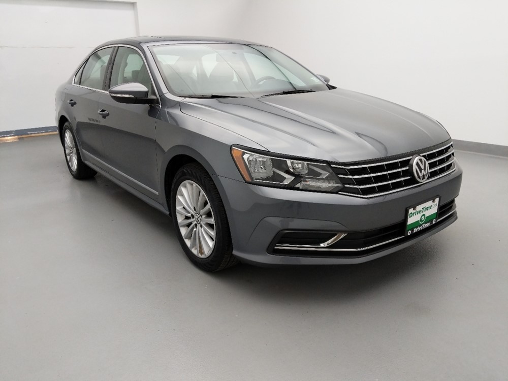 2016 Volkswagen Passat - Passenger Front Bumper