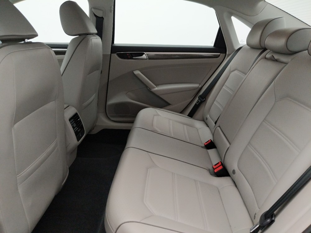 2016 Volkswagen Passat - Driver Rear Seat