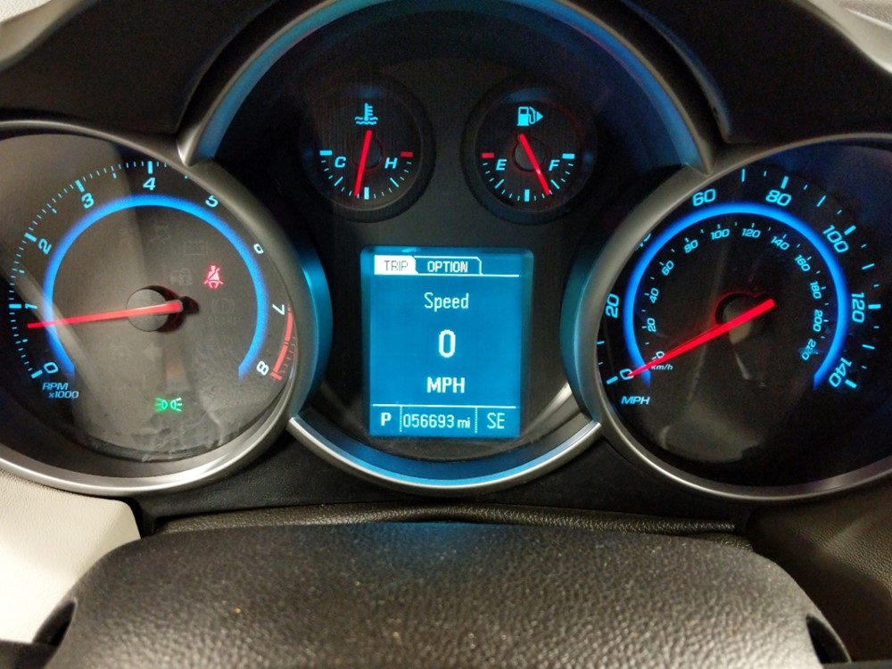 2015 Chevrolet Cruze - Odometer Close Up