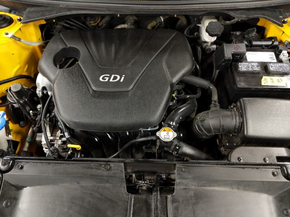 2013 Hyundai Veloster - Engine