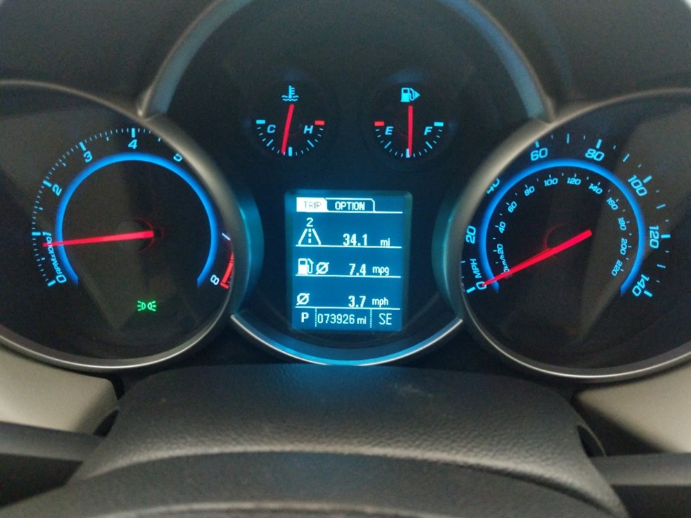 2015 Chevrolet Cruze - Odometer Close Up