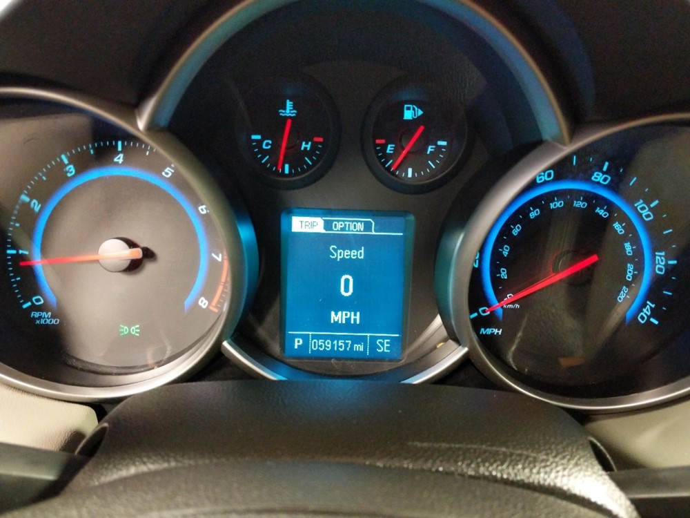 2016 Chevrolet Cruze - Odometer Close Up