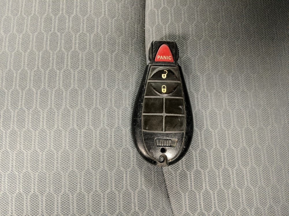 2013 Dodge Ram 1500 - Keys