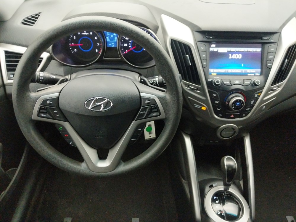 2016 Hyundai Veloster - Driver Dash