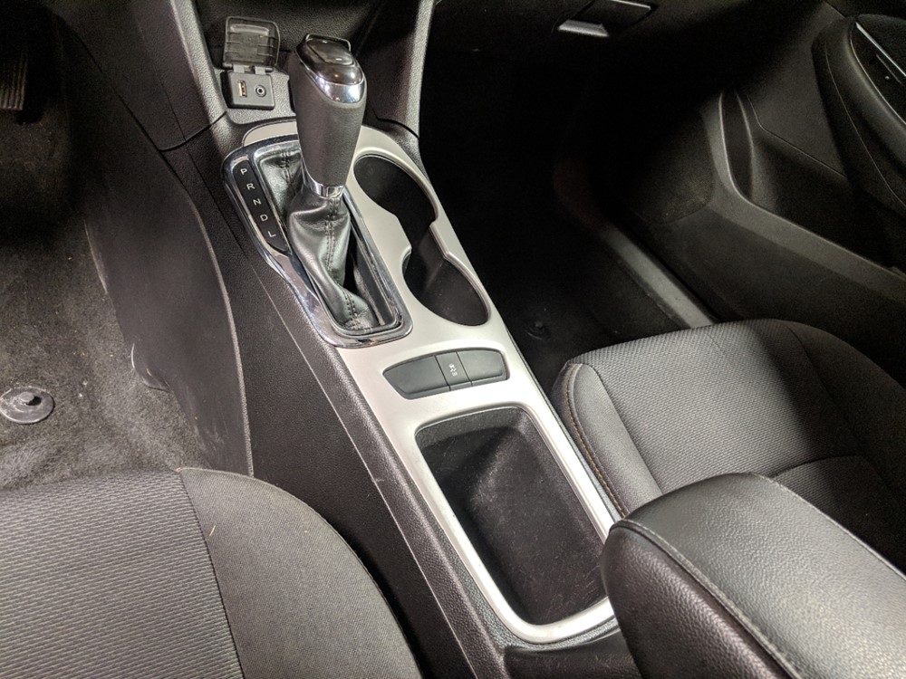 2017 Chevrolet Cruze - Center Console/Cup Holders