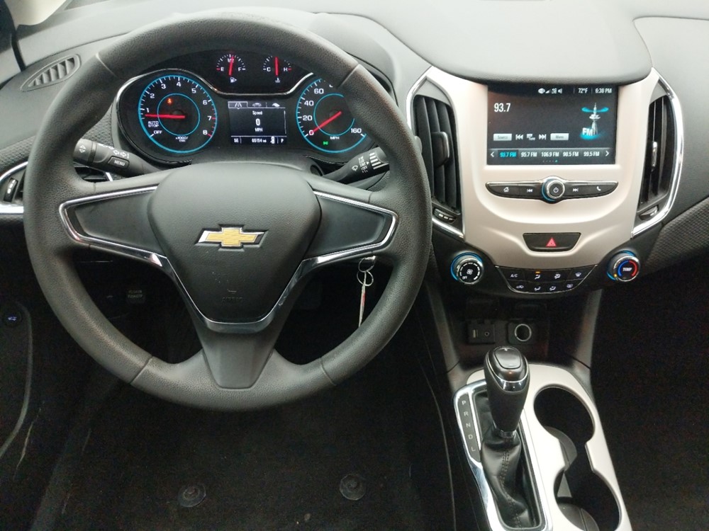 2017 Chevrolet Cruze - Driver Dash