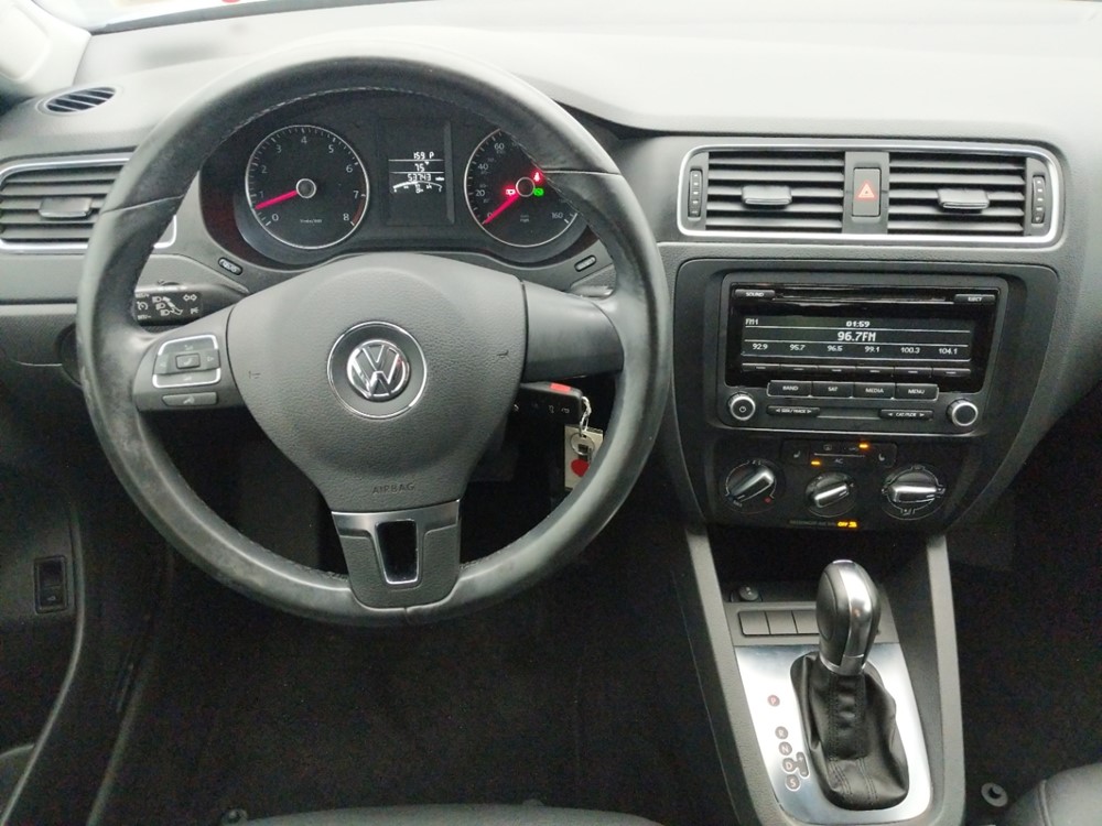 2012 Volkswagen Jetta - Driver Dash