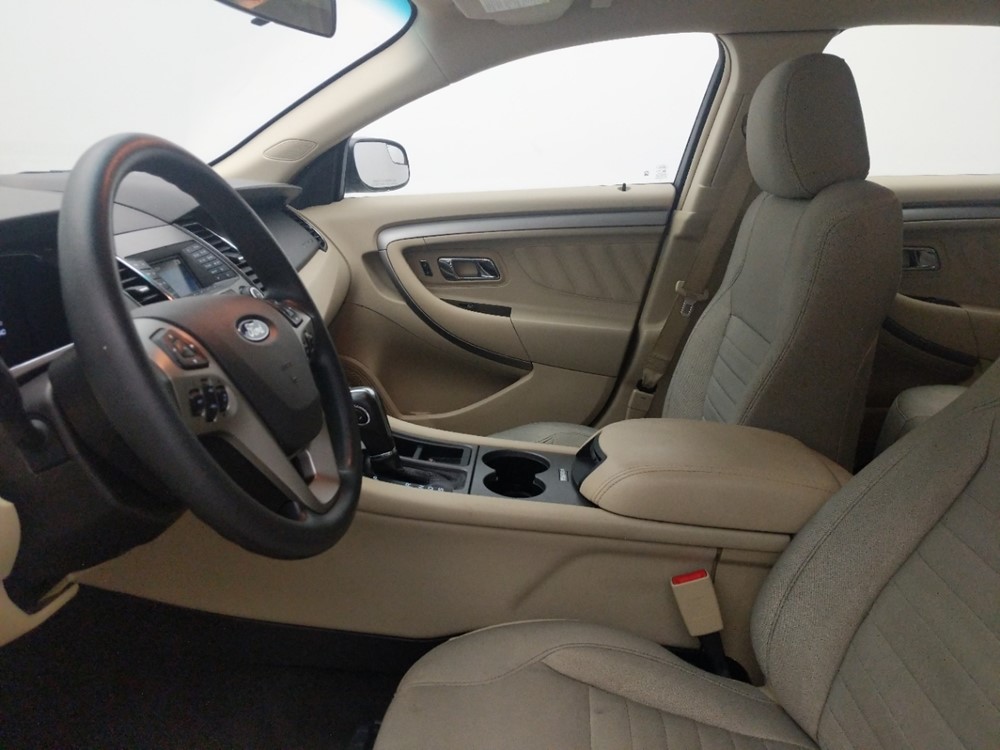 2015 Ford Taurus - Driver Front Seat