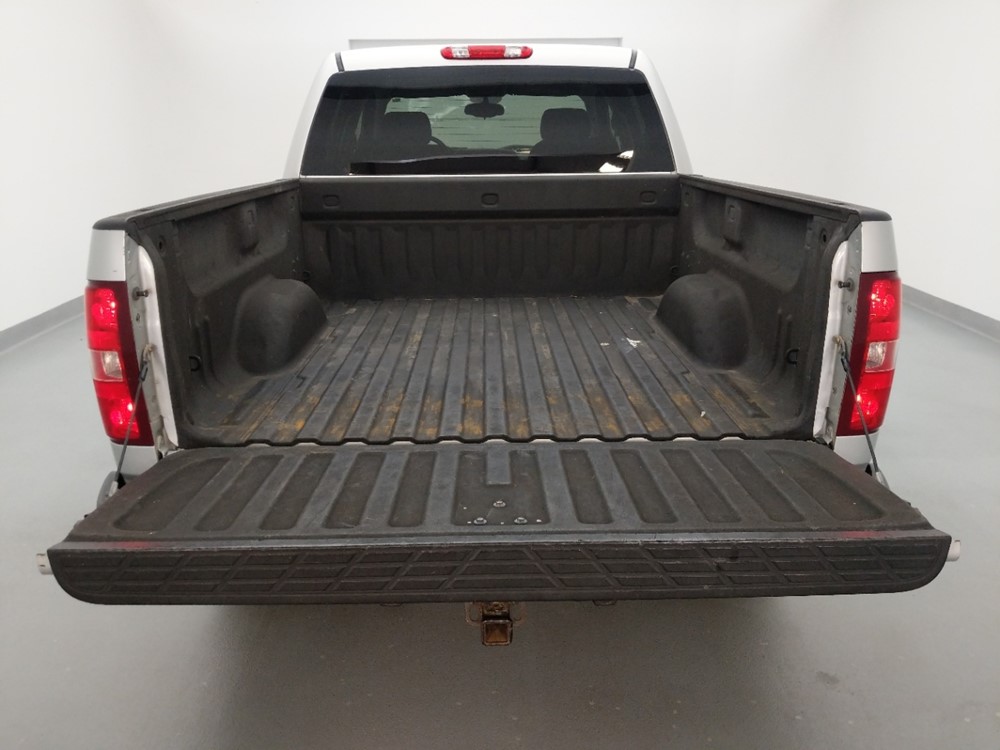 2011 Chevrolet Silverado 1500 - Trunk