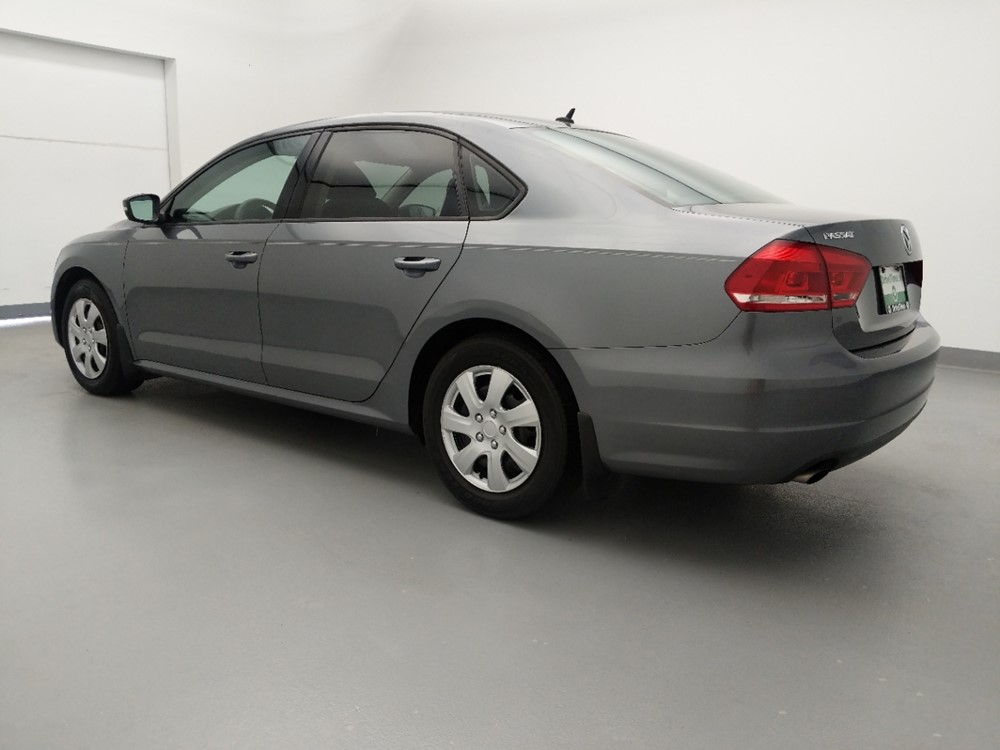 2015 Volkswagen Passat - Driver Rear Side
