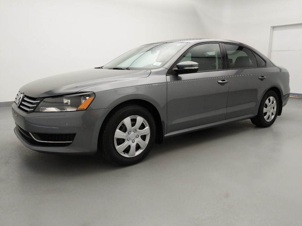 2015 Volkswagen Passat - Driver Front Side