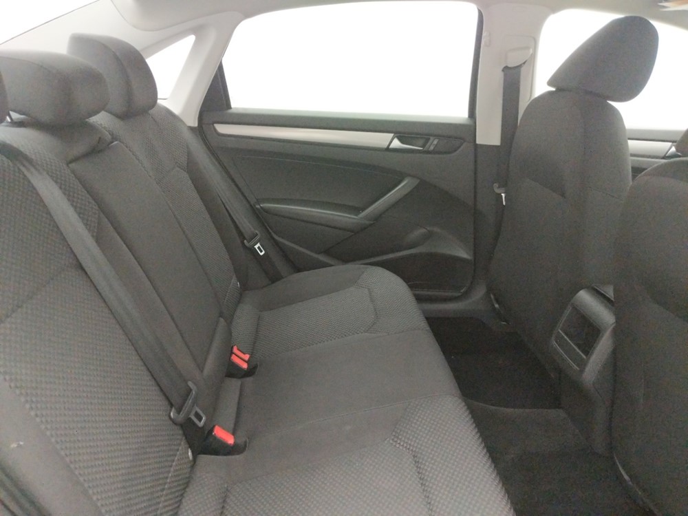 2015 Volkswagen Passat - Passenger Rear Seat