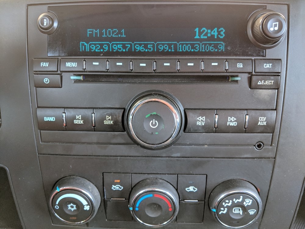 2011 Chevrolet Silverado 1500 - Stereo Package